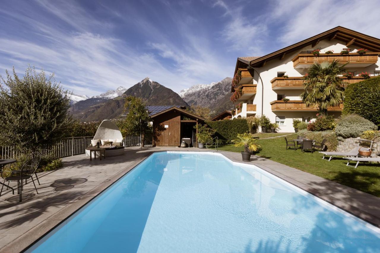 Residence Walchhof Schenna Bagian luar foto